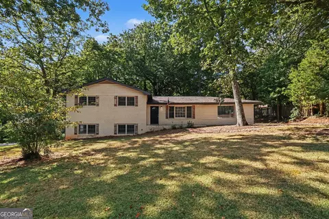 5336 Orchard Pl, Douglasville, GA 30135