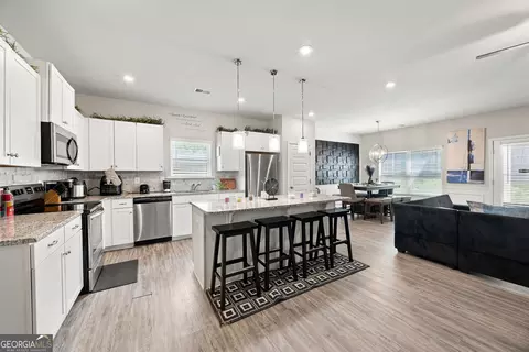 Kitchen - 1404 Beckett Dr, Hampton, GA 30228 photo 1 of 3