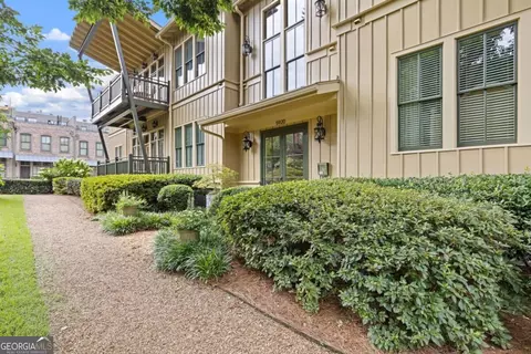 5920 Webster Cir #203, Norcross, GA 30071