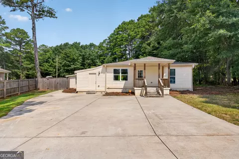Exterior - 1605 Highway 138, Monroe, GA 30655 photo 1 of 9