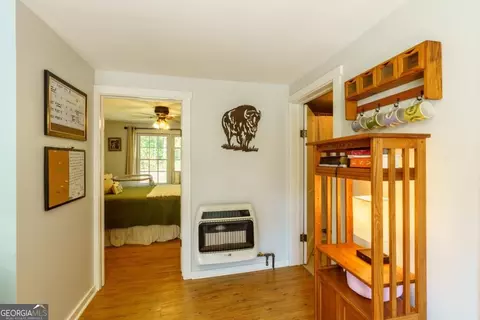 Entry Way - 2045 Ila Rd, Commerce, GA 30530 photo 2 of 3