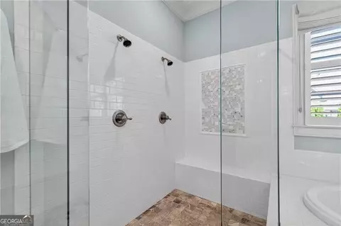 Bath - Undisclosed, Suwanee, GA 30024 photo 4 of 10