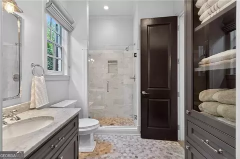 Bath - Undisclosed, Suwanee, GA 30024 photo 9 of 10