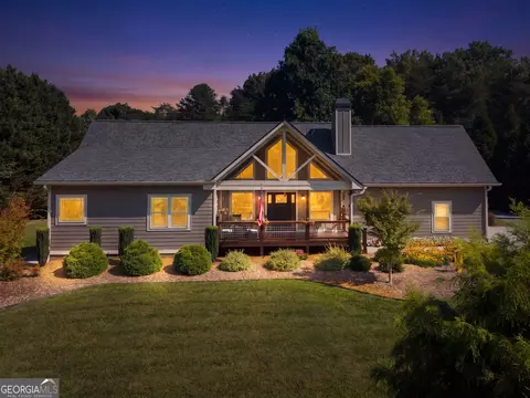 1702 Cedar Cliff Rd, Hiawassee, GA 30546