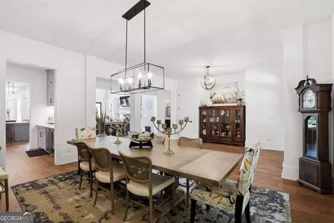 Dining - 1570 Redd Rd, Milton, GA 30004 photo 3 of 3