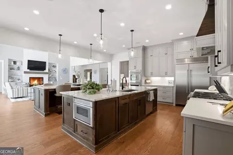 Kitchen - 1570 Redd Rd, Milton, GA 30004 photo 5 of 9