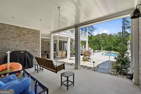 Exterior - 1570 Redd Rd, Milton, GA 30004 photo 8 of 17