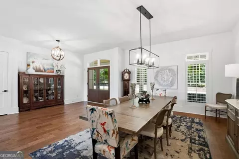 Dining - 1570 Redd Rd, Milton, GA 30004 photo 2 of 3