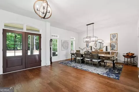 Dining - 1570 Redd Rd, Milton, GA 30004 photo 1 of 3