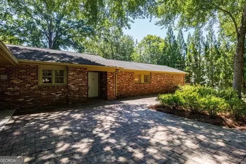1510 Peachtree Battle Ave NW, Atlanta, GA 30327