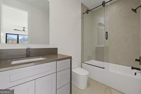 Bath - 520 Heathmill Ct, Milton, GA 30004 photo 11 of 12