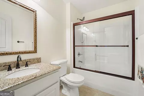 Bath - 810 Brandon Dr, Winder, GA 30680 photo 3 of 3