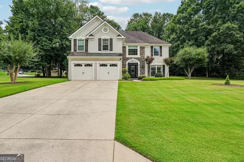 162 St Martin Dr, Suwanee, GA 30024