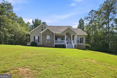 Exterior - 30 Willow Leaf Dr, Buchanan, GA 30113 photo 3 of 9