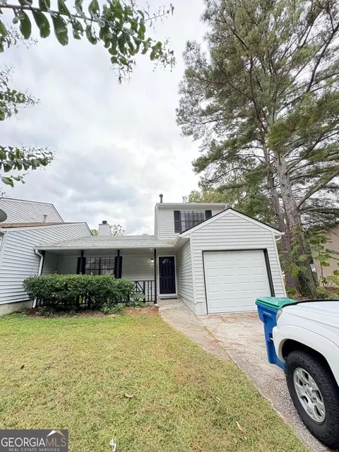 701 Pine Tree Trl, Atlanta, GA 30349