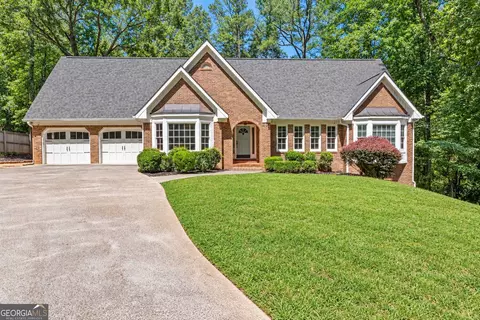 1230 Cliffpine Ct SW, Marietta, GA 30064