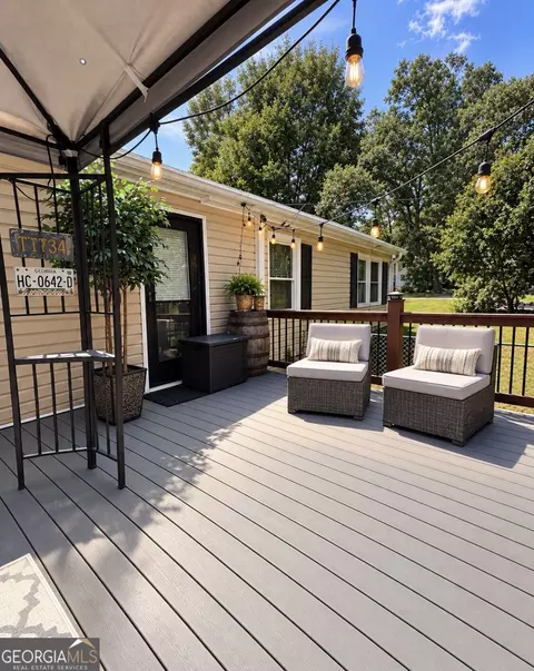 Exterior - 83 Third St, Hartwell, GA 30643 photo 6 of 10