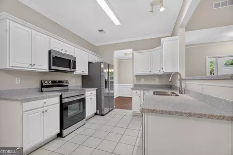 Kitchen - 103 River Bend Ct, Lagrange, GA 30240 photo 1 of 4
