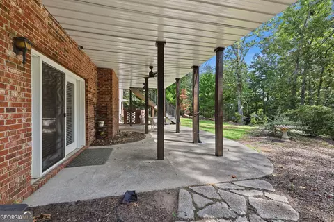 Exterior - 155 Valley Rd, Toccoa, GA 30577 photo 10 of 17