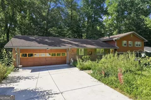2804 Whitby Dr, Atlanta, GA 30340