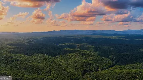 880 Matrix Circle #880, Ellijay, GA 30540