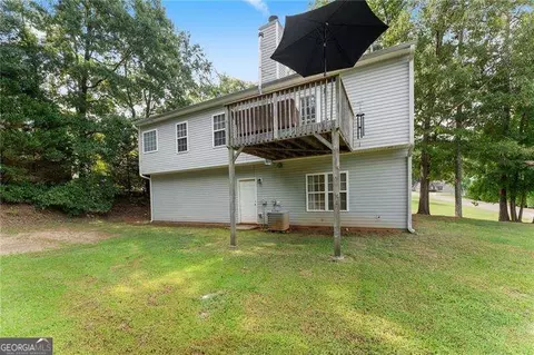 Exterior - 378 Baugh St, Commerce, GA 30529 photo 5 of 11