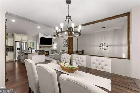 Dining - 378 Baugh St, Commerce, GA 30529 photo 2 of 2