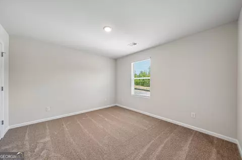 Bedroom - 140 Post Oak Dr, Jackson, GA 30233 photo 3 of 4