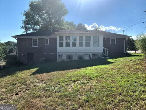 Exterior - 21 Abby Ln, Toccoa, GA 30577 photo 2 of 4