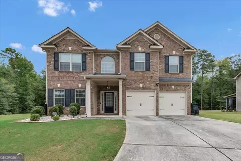 4748 Chickadee Ln, Ellenwood, GA 30294
