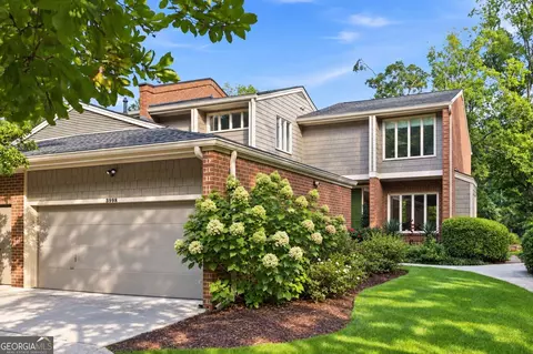 3998 Columns Dr, Marietta, GA 30067