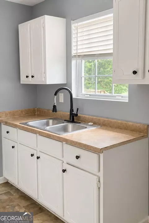 1347 Jackson St, Macon, GA 31201 photo 3