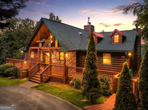 551 Amy Creek Cir, Ellijay, GA 30540