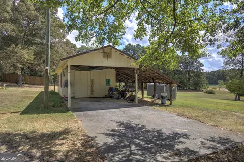 Exterior - 48 Brewer Rd, Kingston, GA 30145 photo 14 of 27
