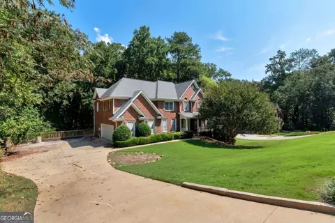 5892 Millstone Ln, Stone Mountain, GA 30087