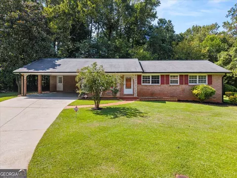 3961 Camelot Ct, Tucker, GA 30084