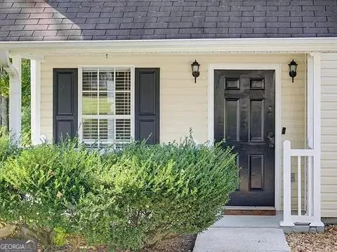 Exterior - 415 Willow Ln, Temple, GA 30179 photo 3 of 6