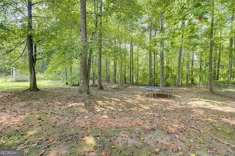 Exterior - 415 Willow Ln, Temple, GA 30179 photo 4 of 6