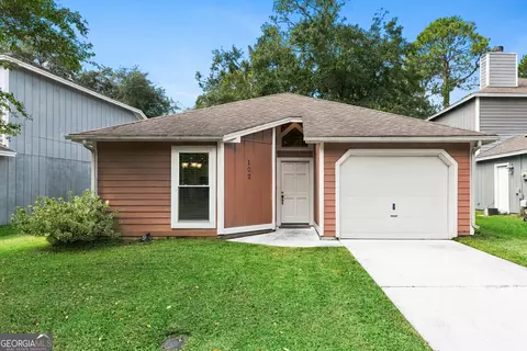 102 Millers Trace Dr, Saint Marys, GA 31558