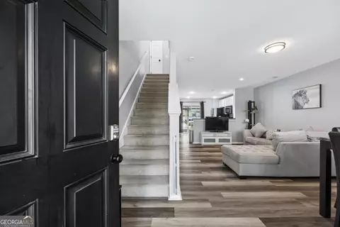 Entry Way - Undisclosed, Savannah, GA 31407 photo 1 of 4