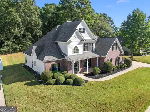 205 Keaton Dr, Fayetteville, GA 30215