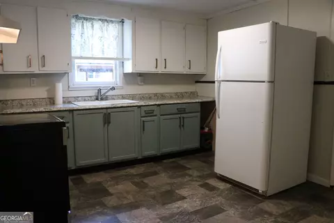 Kitchen - 56 Cherry St, Trion, GA 30753 photo 1 of 4