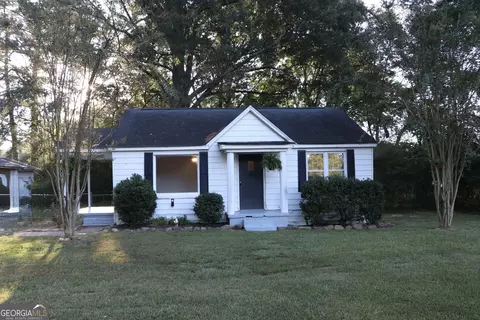 Exterior - 56 Cherry St, Trion, GA 30753 photo 7 of 18