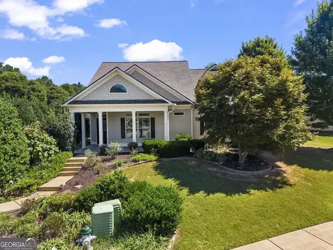 152 Stonebridge Xing, Newnan, GA 30265
