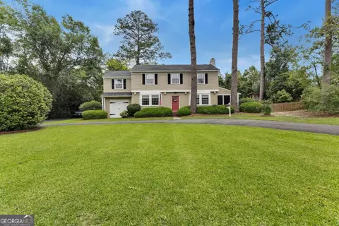 2417 N Oak St, Valdosta, GA 31602
