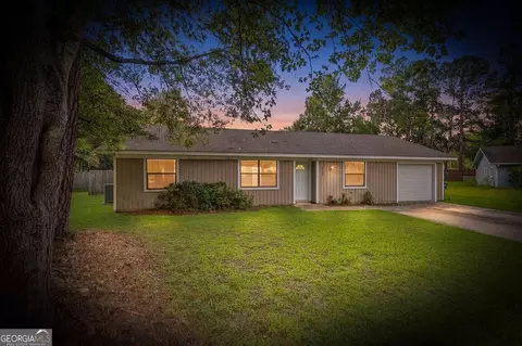 113 Pineneedle Ct, Kingsland, GA 31548