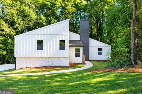 3253 Cedar Bluff Dr NE, Marietta, GA 30062
