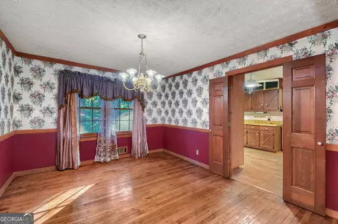 Dining - 1996 Thomas Rd, Canton, GA 30115 photo 1 of 1