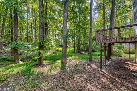 Exterior - 1996 Thomas Rd, Canton, GA 30115 photo 6 of 10