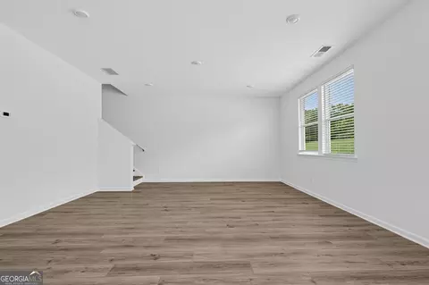 Living - 27 Shoal Ct, Winder, GA 30680 photo 1 of 4